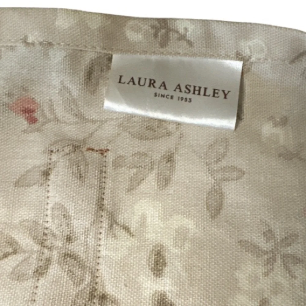 NEW Laura Ashley FLORAL BONNIE Toasted Beige Chef’s Kitchen Apron with Pockets